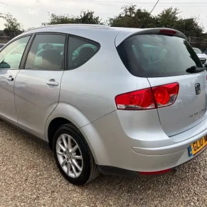 2010 SEAT Altea XL 1.6 TDI Ecomotive CR SE Euro 5 (s/s) 5dr ESTATE Diesel Manual - Image 2