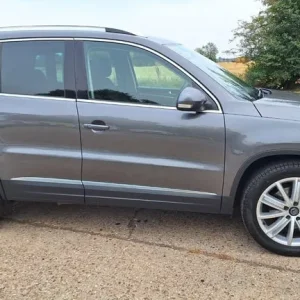 VOLKSWAGEN TIGUAN 2.0 TDI BlueMotion Tech Match Edition 2015 - Image 3