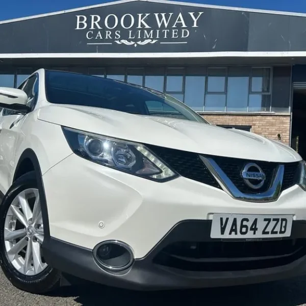 2015 Nissan Qashqai 1.5 dCi Acenta+ 5dr HATCHBACK DIESEL Manual