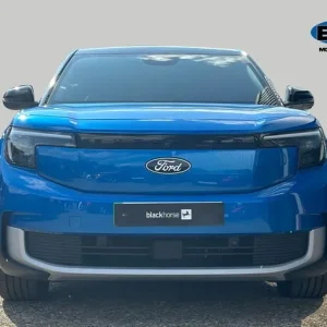 Ford Explorer Electric SUV 77kWh Extended Range Premium Blue - Image 2
