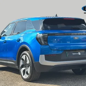 Ford Explorer Electric SUV 77kWh Extended Range Premium Blue - Image 5