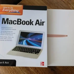 Apple MacBook Air M1 - Image 4