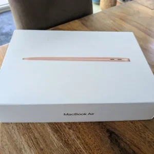 Apple MacBook Air M1 - Image 8