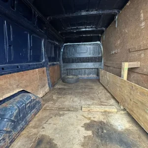 2012 Ford Transit Medium Roof Van TDCi 100ps PANEL VAN Diesel Manual - Image 4