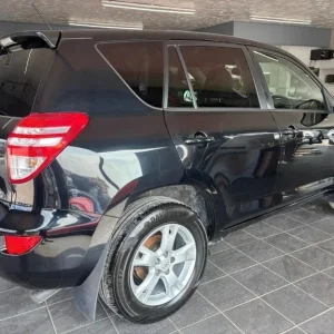 2010 Toyota RAV4 2.2 D-4D XT-R 4WD Euro 4 5dr ESTATE Diesel Manual - Image 5