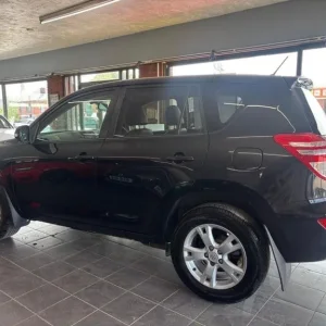 2010 Toyota RAV4 2.2 D-4D XT-R 4WD Euro 4 5dr ESTATE Diesel Manual - Image 6