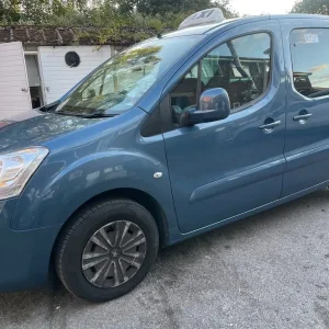 Wheelchair Accessible vehicle - Image 4