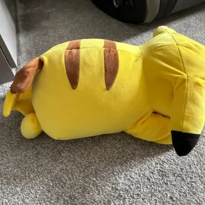 Pokemon Plush Sleeping Pikachu - Image 2