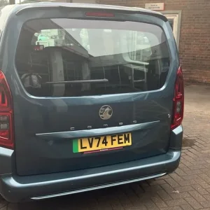 Vauxhall Combo Life Electric 52kwh Design Xl MPV 5dr Electric Auto 7.4kw - Image 7