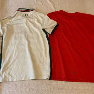 Liverpool shirts uk size 9-10 - Image 2