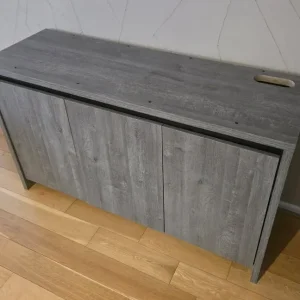 Cabinet for fish tank