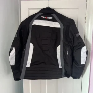 Pro First Polyester Bike Jacket - Image 2