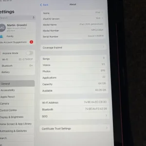 Apple iPad 10th Generation - Image 4