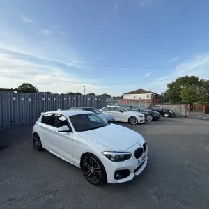 2018 BMW 1 Series 120i [2.0] M Sport Shadow Ed 5dr Step Auto HATCHBACK Petrol Automatic - Image 4