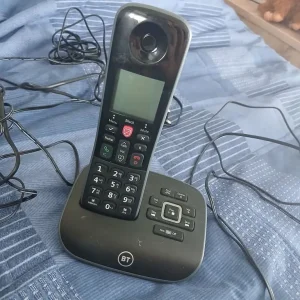 Telephones - Image 3