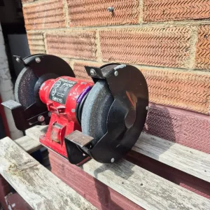 Bench grinder