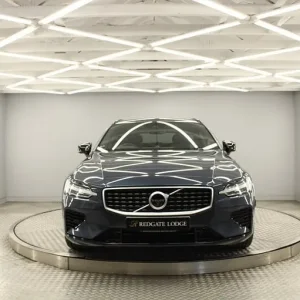2020 Volvo V60 2.0h T8 Twin Engine 11.6kWh R-Design Plus Estate 5dr Petrol Plug-in Hybrid Estate ... - Image 8