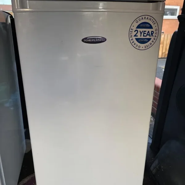 Under counter 3 draw freezer fully working delivery available