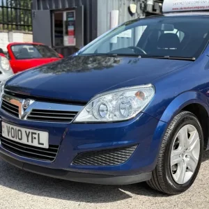 2010 Vauxhall Astra 1.4i 16v Club 5dr HATCHBACK Petrol Manual - Image 8