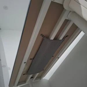 Ikea desk BEKANT 140x60 need sold ASAP - Image 5