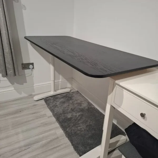 Ikea desk BEKANT 140x60 need sold ASAP