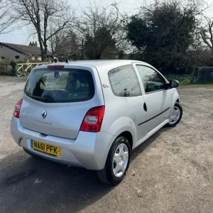 2011 Renault Twingo 1.2 Pzazz 3Dr Hatch £1919 - Image 4