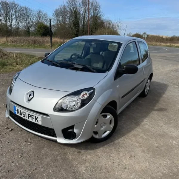 2011 Renault Twingo 1.2 Pzazz 3Dr Hatch £1919
