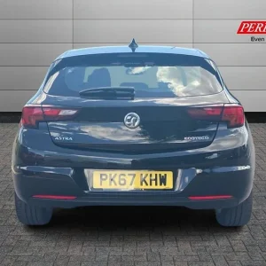 2017 Vauxhall Astra 1.6 CDTi 16V ecoTEC Elite Nav 5dr Hatchback DIESEL Manual - Image 5