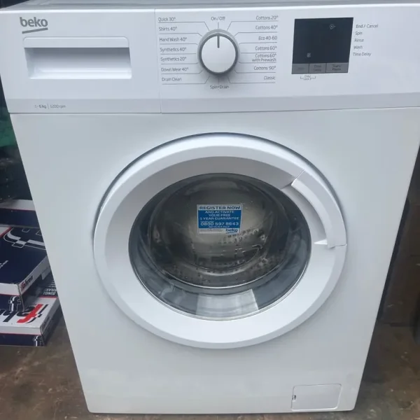 Washing machine (delivery available)