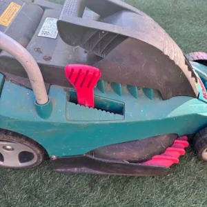 BOSCH Rotak 36 Ergoflex Electric Lawn Mower 36cm Cut Width with Collection Box - Image 4