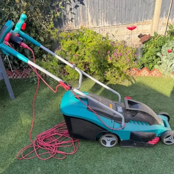 BOSCH Rotak 36 Ergoflex Electric Lawn Mower 36cm Cut Width with Collection Box