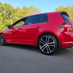 VOLKSWAGON GOLF GTD 2.0TDI 190BHP ULEZ COMPLIANT £20 AYEAR TAX FULL SH - Image 4