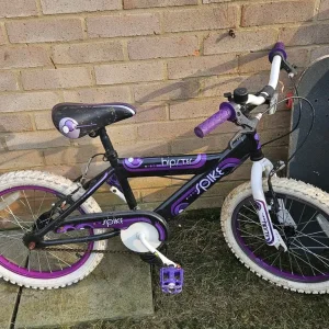 Girls bike - Image 2