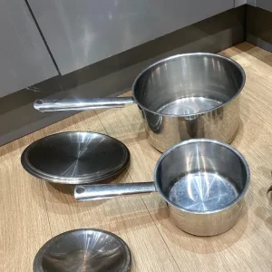 2 saucepans with lids and a steamer pan set - £14 (Wallisdown) - Image 4