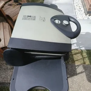 George Foreman Family size Grill(47cm x 51cm) with Stand and utensils - Image 6