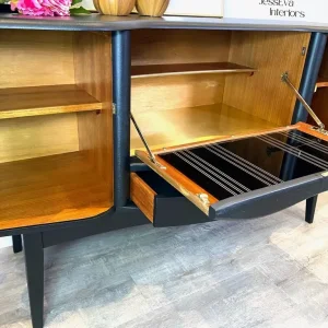 Art Deco style vintage, walnut sideboard, drinks cabinet - Image 5