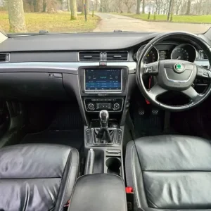 2009 Skoda Superb 2.0 TDI PD 140 Elegance 5dr HATCHBACK Diesel Manual - Image 7