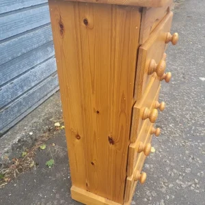 Slimline solid quality pine chest of drawers, delivery available - Image 4