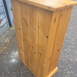 Slimline solid quality pine chest of drawers, delivery available - Image 6