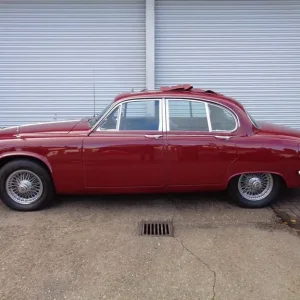 1968 Daimler Sovereign Used Saloon Petrol Manual - Image 3