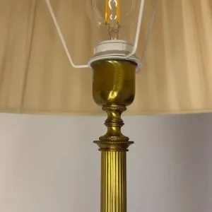 Luxury Floor Lamp | Beige | by Chelsom - Image 3