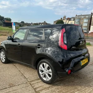 2014 Kia Soul 1.6 CRDi Connect Plus 5dr HATCHBACK Diesel Manual - Image 3