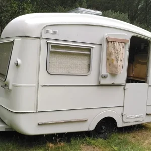 vintage caravan - Image 3