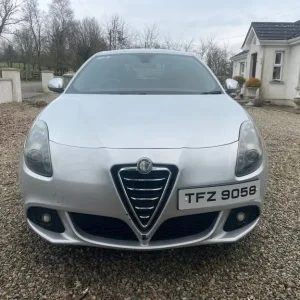 Alfa Romeo, GIULIETTA, Hatchback, 2012, Manual, 1956 (cc), 5 doors - Image 2
