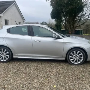 Alfa Romeo, GIULIETTA, Hatchback, 2012, Manual, 1956 (cc), 5 doors - Image 3