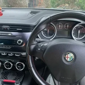 Alfa Romeo, GIULIETTA, Hatchback, 2012, Manual, 1956 (cc), 5 doors - Image 8