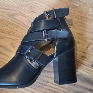 New shoe,boots - Image 2