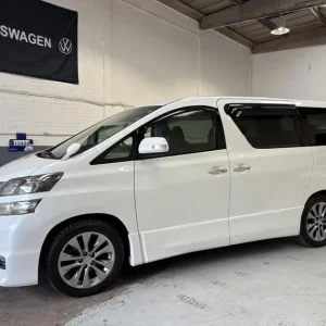 2010 Toyota Vellfire 2.4Z Platinum Selection2-Twin Power Doors-Power Tailgate-Foglights-Now In S ... - Image 2