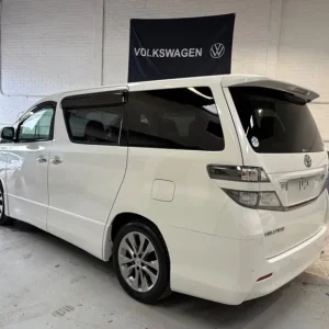 2010 Toyota Vellfire 2.4Z Platinum Selection2-Twin Power Doors-Power Tailgate-Foglights-Now In S ... - Image 3