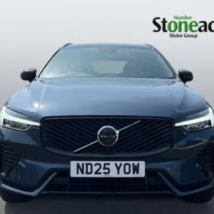 2025 Volvo XC60 Plus B5 AWD Mild hybrid ESTATE Petrol/Electric Hybrid Automatic - Image 8